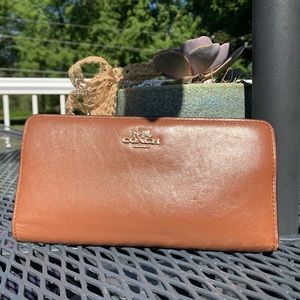 Coach Leather Wallet🤎